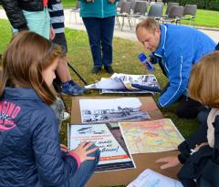2014 herdenking evacuatiemonument (1)