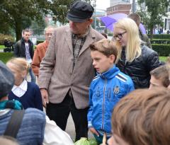 2014 herdenking evacuatiemonument (8)