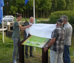 2017-05-19 Onthulling Bord Slag om Elst