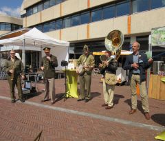 IMG_0725-Martien speelt gitaar