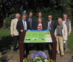 Onthulling Herrineringspaneel Haalderen