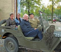 IMG_4254_in de jeep-2