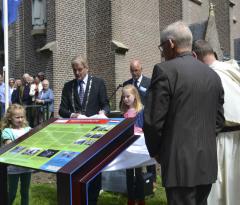 onthulling kloosterpaneel (11)
