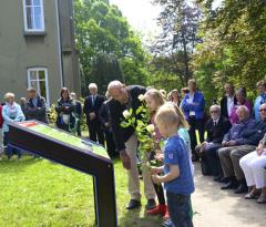 onthulling kloosterpaneel (17)