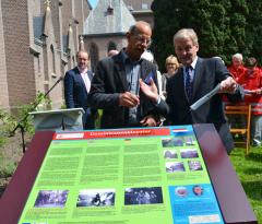 onthulling kloosterpaneel (20)