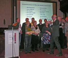 P1060503_alle winnaars op het podium-4